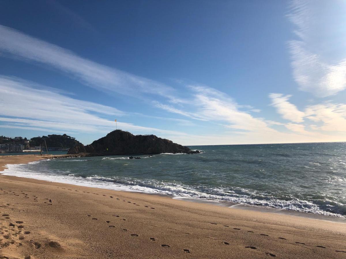 Beta'S Place - Apartamento Primera Linea De Playa Blanes Ngoại thất bức ảnh